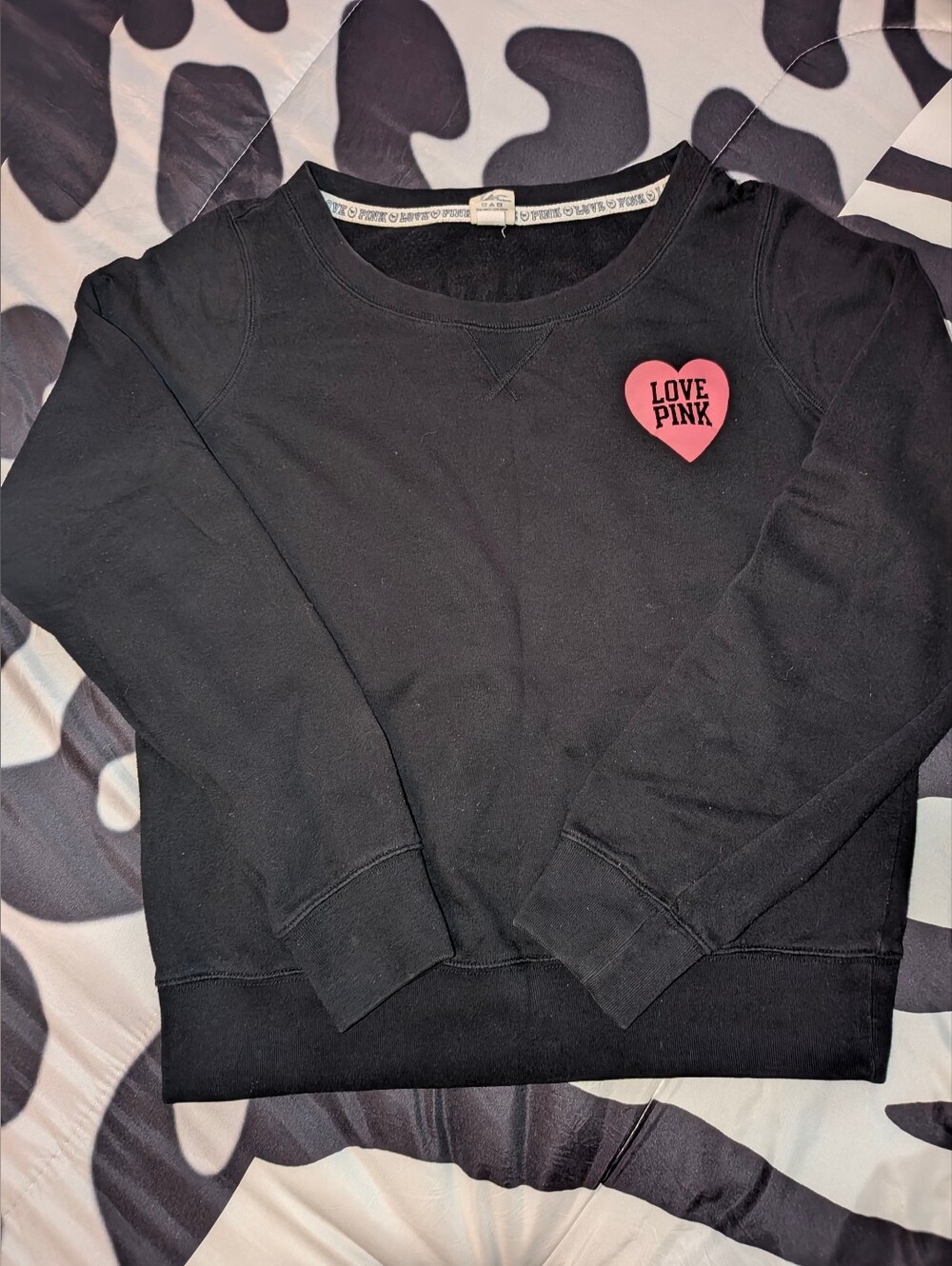 PINK Victoria's Secret Black Crewneck Sweatshirt with Pink Heart Patch